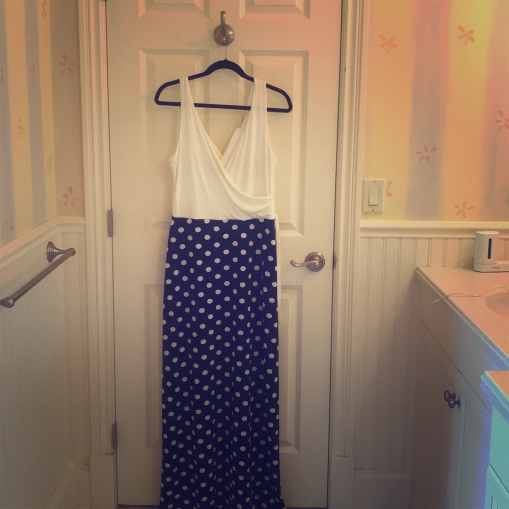 Criss cross front white and polka dot maxi